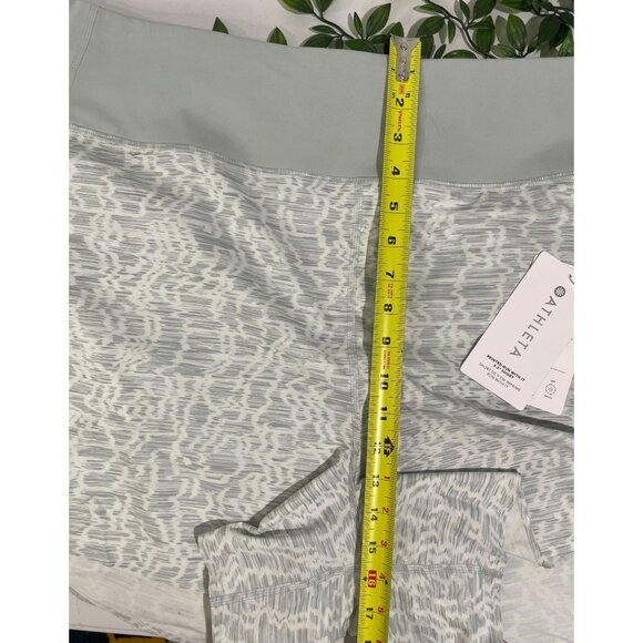 Athleta Printed Run With It 3.5" Shorts 3X Gray Pattern Lightweight Activewear - Picture 13 of 14